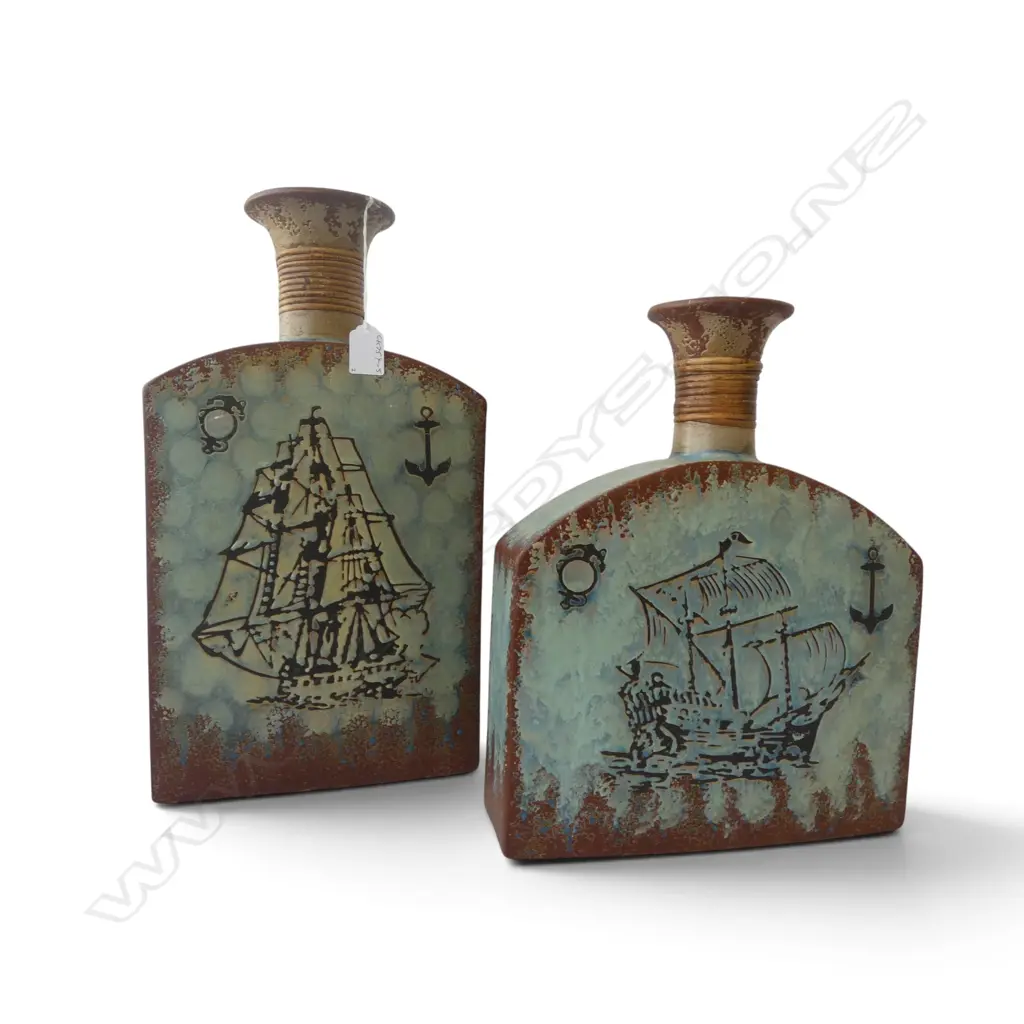 TWO DECORATIVE VASES TALLEST H.440MM Image 1++