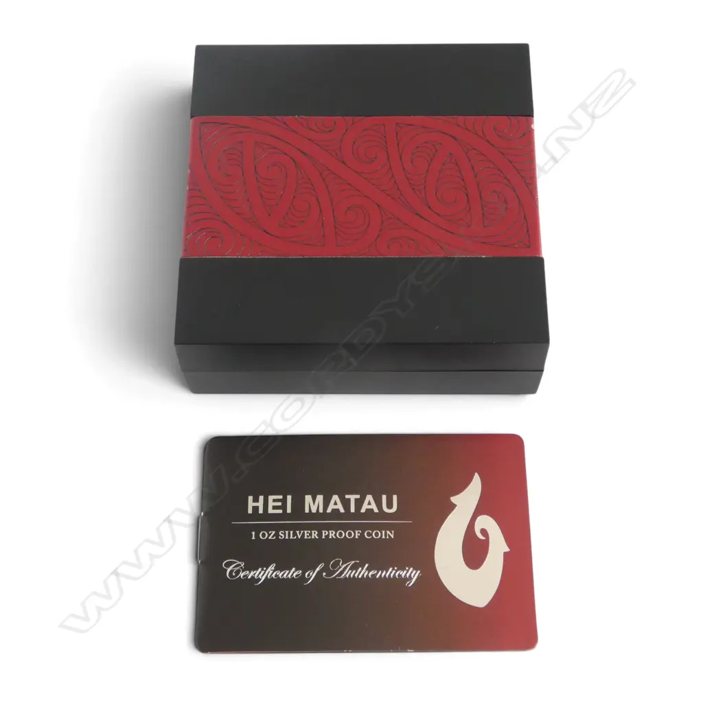 CASED N.Z. HEI MATAU 1oz .999 SILVER PROOF COIN  Image 1++