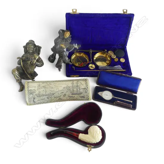 2 METAL FIGURES, RESIN SCRIMSHAW W.200mm, CASED PIPE, SCALES & OPISOMETER