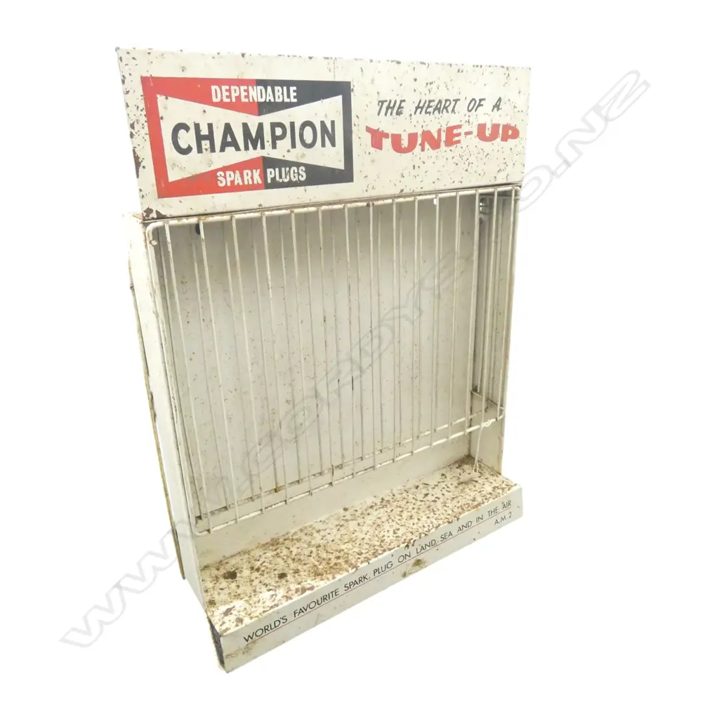 CHAMPION SPARK PLUGS WALL MOUNTED DISPLAY 470x135x600mm Image 1++