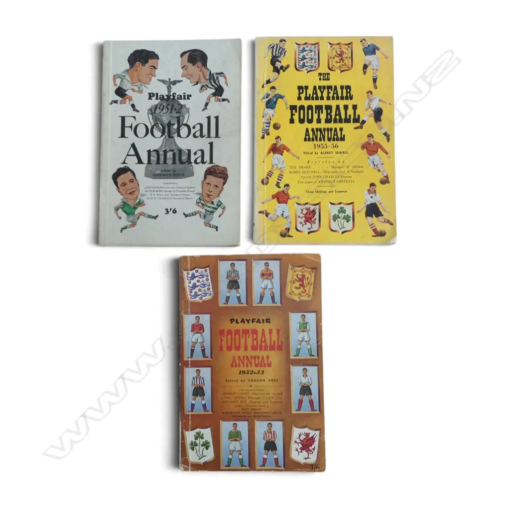 3 ‘PLAYFAIR FOOTBALL’ ANNUAL BOOKS 1951-1956. L.180MM Image 1++