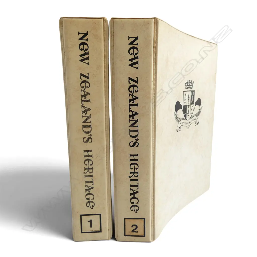 NEW ZEALAND’S HERITAGE 840 PGS IN 2 FOLDERS NZ HISTORY & PICTORIAL Image 1++
