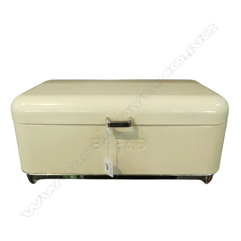 VINTAGE STYLE BREAD BIN W.420mm Image 1++