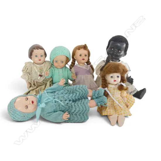 COLLECTION OF 6 VINTAGE DOLLS