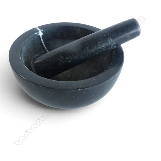 LARGE GRANITE MORTAR & PESTLE, D.185MM