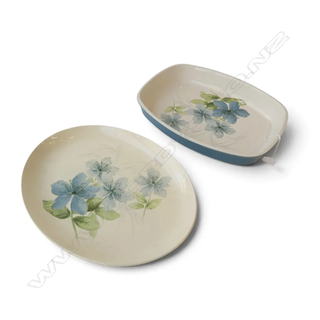 2 CROWN LYNN COOK & SERVE DISHES L.325mm Image 1++