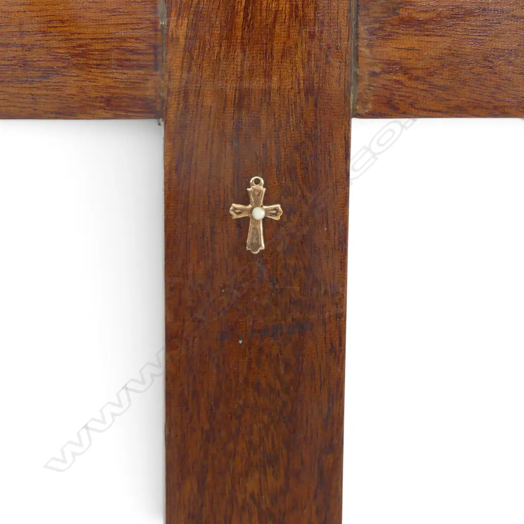 ART DECO OAK CROSS W. GOLD & PEARL CROSS PENDANT, H.390MM W.220MM Image 1++
