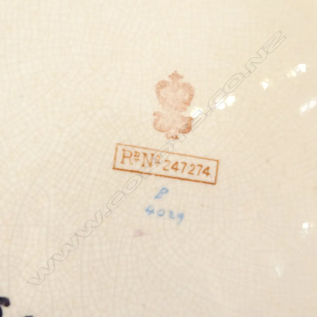 4 PCES OF CHINA + SMALL CLOCK faults Image 1++