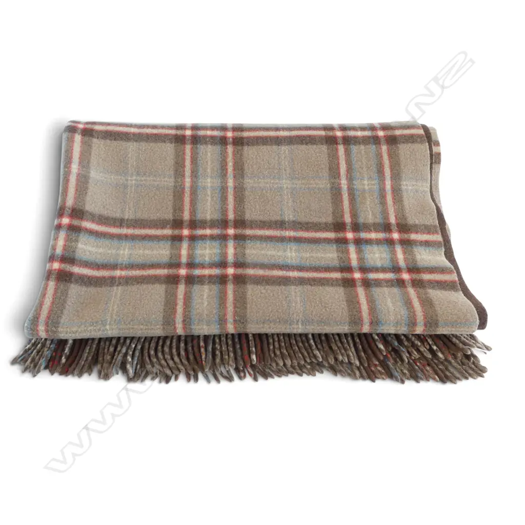 KAIAPOI LABLED ALL WOOL TARTAN CAR RUG BROWN COLOURWAY L1440 W1160MM Image 1++