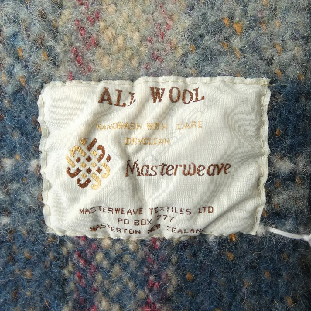 MASTERWEAVE ALL WOOL BLANKET Image 1++