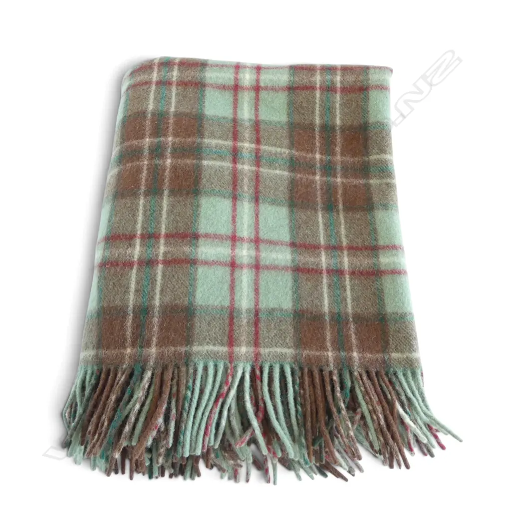 KAIAPOI LABLED ALL WOOL TARTAN CAR RUG GREEN COLOURWAY L1720 W1450MM Image 1++
