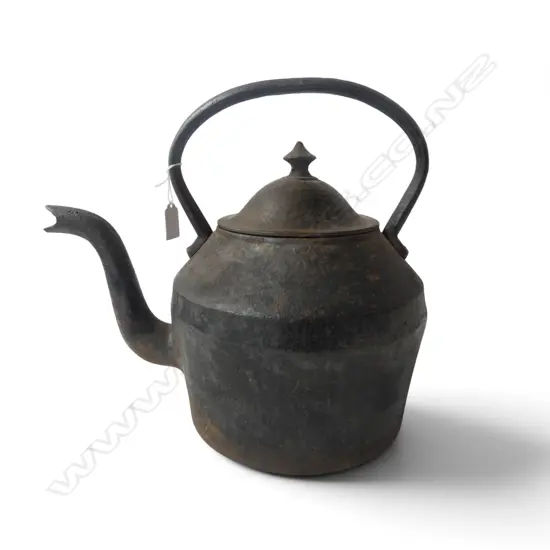 LG CAST IRON KETTLE No.8 16 pints H.340mm