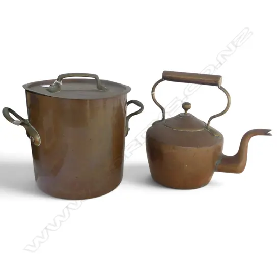 ANTIQUE COPPER KETTLE & COOKING POT reputedly ex. Wellington ferry Arahura H.290mm