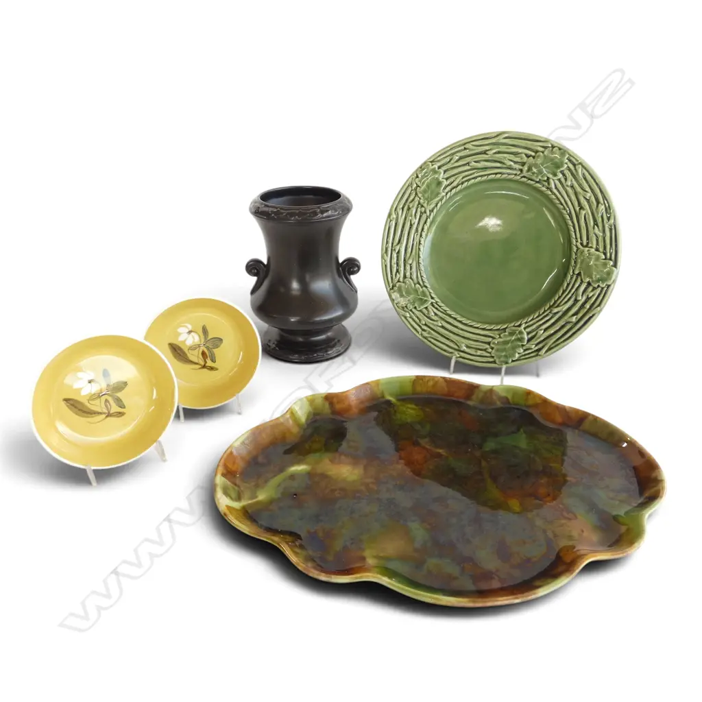 5 PCES OF CHINA Incl SYLVAC URN, 2 SUSIE COOPER DISHES etc Image 1++