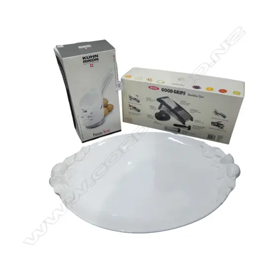 LG ITALIAN WHITE TRAY W.570mm, OXO MONDOLINE SLICER, KUHN RIKON POTOTO RICER