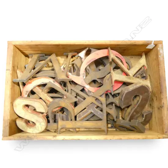 VINTAGE WOODEN SIGN LETTERS