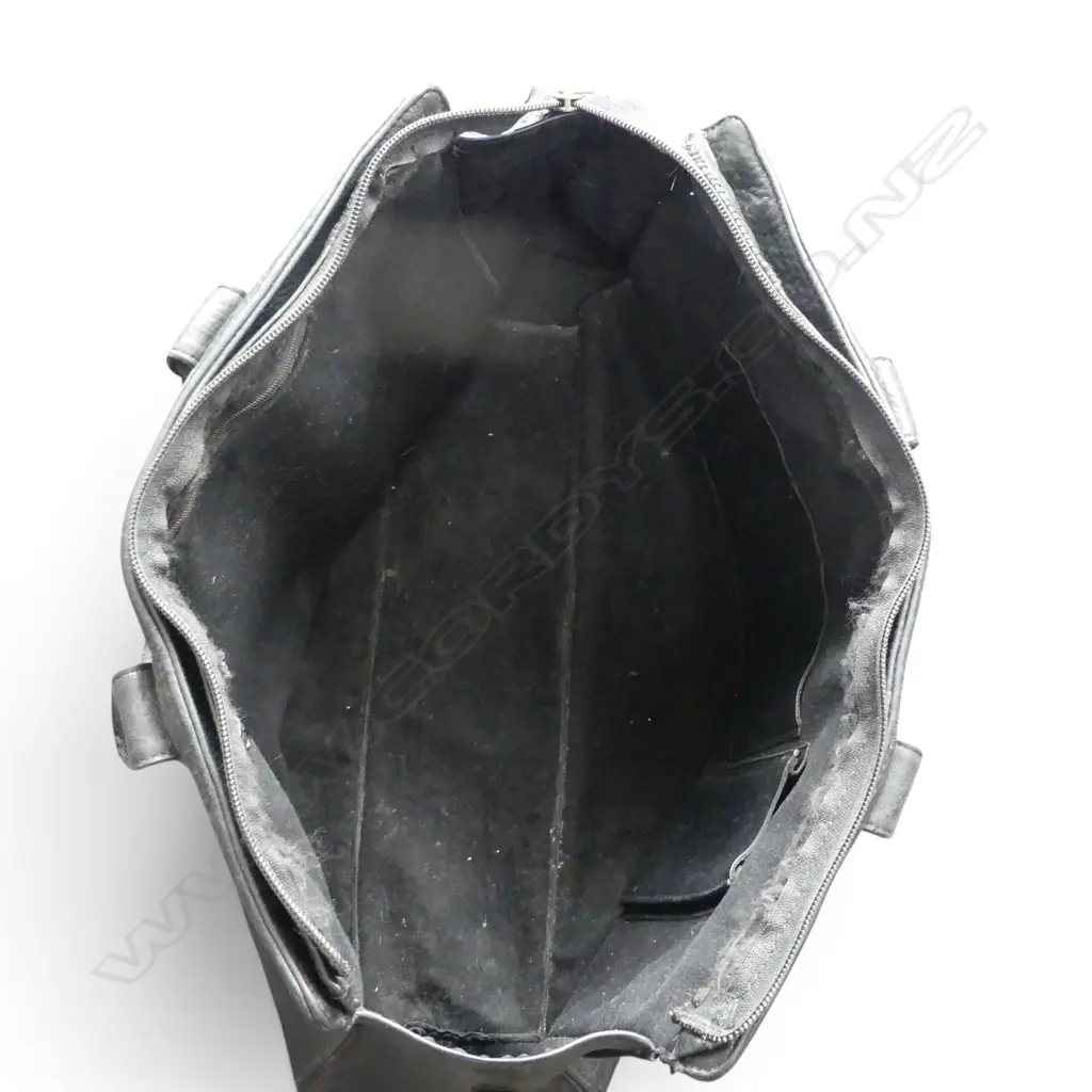 NZ KONEV BLACK PEBBLED LEATHER BAG ( MISSING SHOULDER STRAP), 450 X 260MM Image 1++