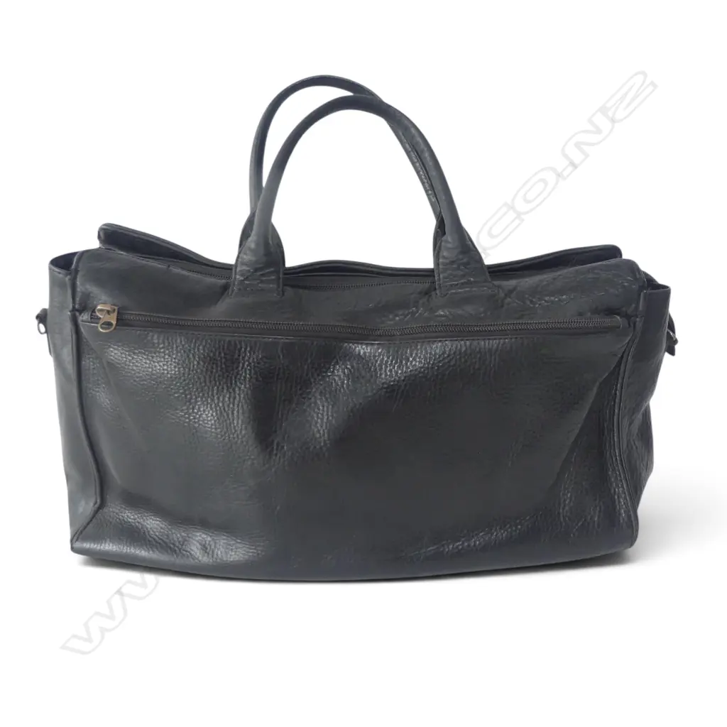 NZ KONEV BLACK PEBBLED LEATHER BAG ( MISSING SHOULDER STRAP), 450 X 260MM Image 1++