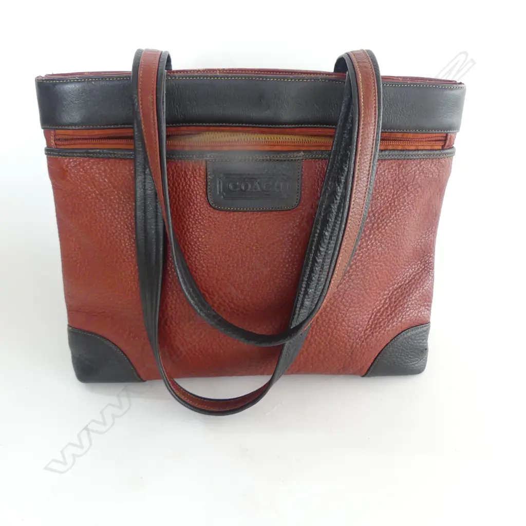 VINTAGE COACH RUSTY BROWN & BLACK PEBBLED LEATHER HAND BAG & ITALIAN GENUINE LEATHER HAND BAG, TALLST 300 X 300MM Image 1++