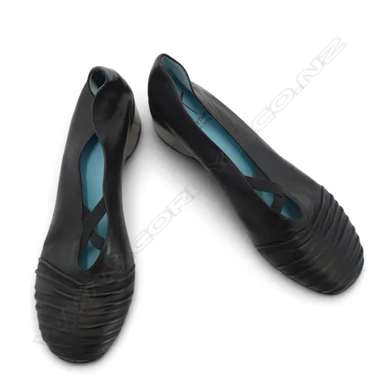 PR THIERRY RABOTIN SHOES, SZ 41, BLK LEATHER, EX SCARPA, unused condition, dust bag