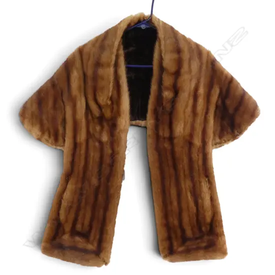 FUR STOLE