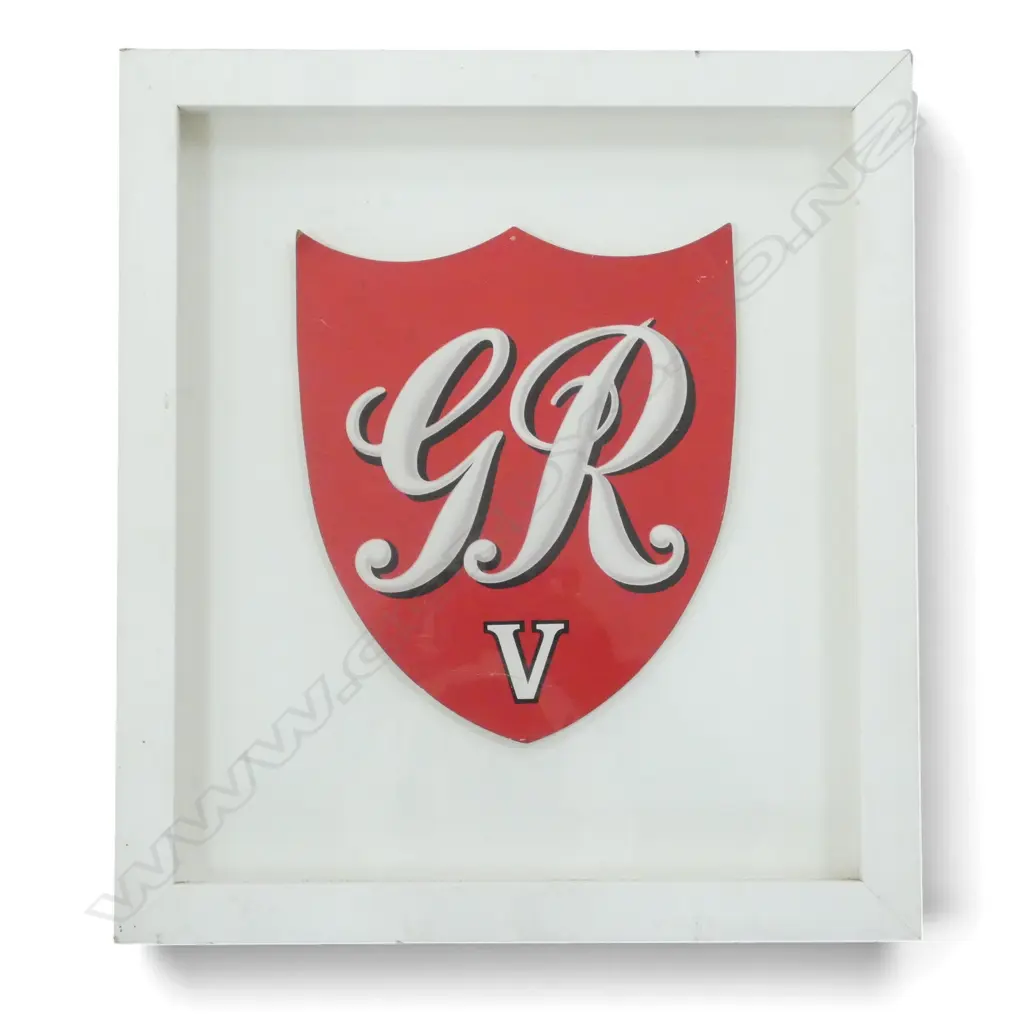 FRAMED GEORGE V PLAQUE 270x230mm (460x410mm overall) Image 1++
