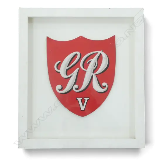 FRAMED GEORGE V PLAQUE 270x230mm (460x410mm overall)