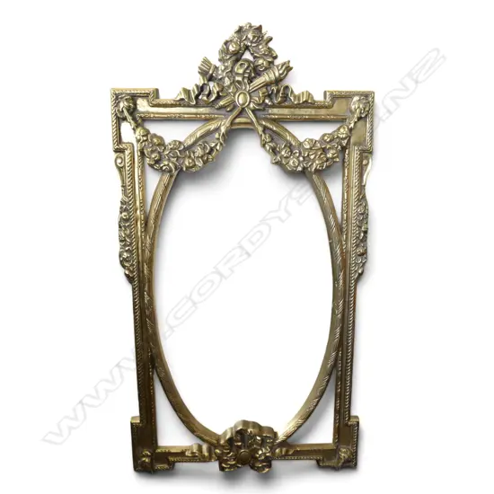GILT FRAME 1320x710mm
