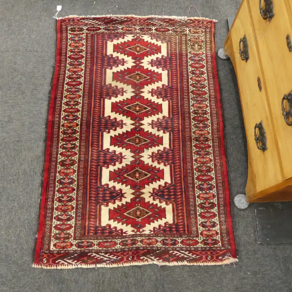 HAND KNOTTED ALL WOOL RUG 1280x870mm Image 1++