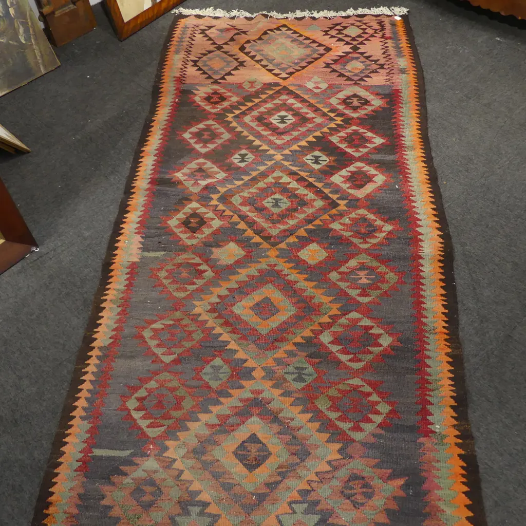 LG KELIM RUG 2800x1300mm Image 1++