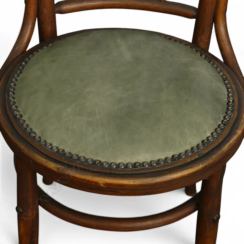 BENTWOOD CHAIR  Image 1++