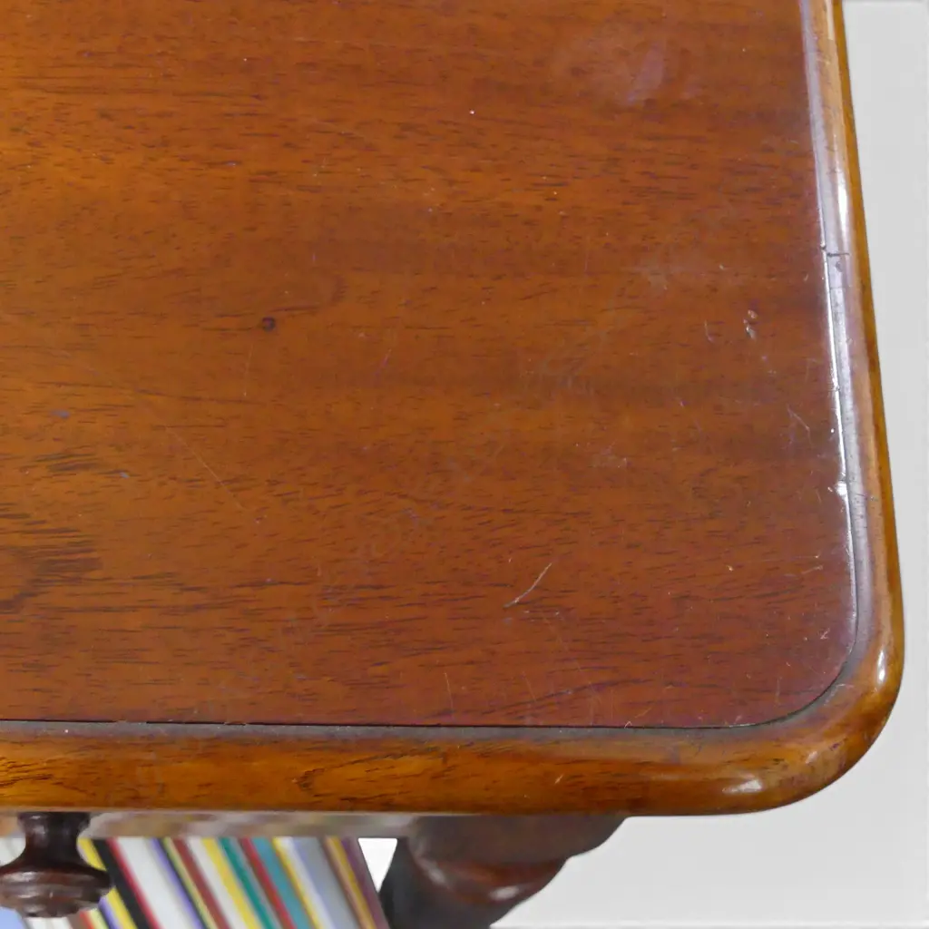 VICTORIAN WRITING DESK & CHAIR Image 1++