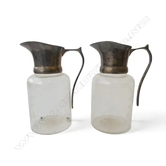 PR ETCHED GLASS & SILVER PLATE JUGS 220mm