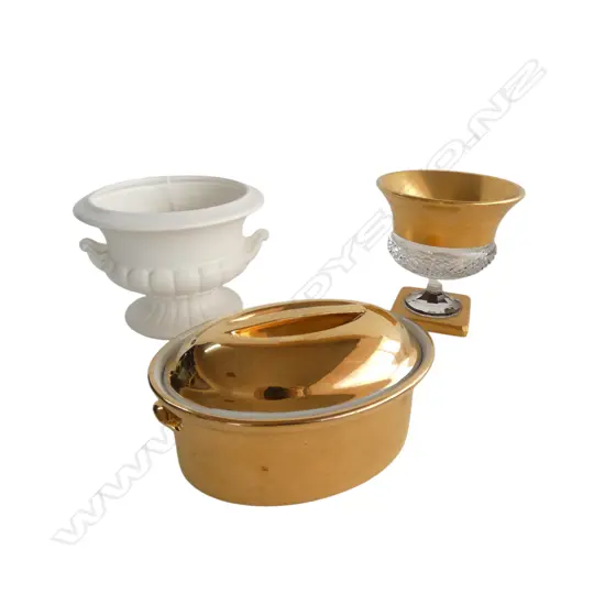 WHITE CROWN LYNN URN #613 H.120mm, GILT CRSTAL VASE, ROYAL WORCESTER LIDDED GOLD TUREEN