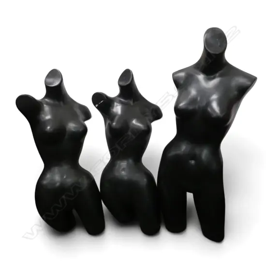 3 RETRO BLACK PLASTIC MANNEQUIN BUSTS H.900mm