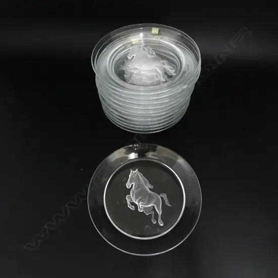 12 JAPANESE HOYA CRYSTAL HORSE DISHES Dia.185mm