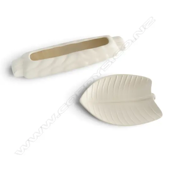 CROWN LYNN TROUGH VASE & LEAF DISH L.230mm