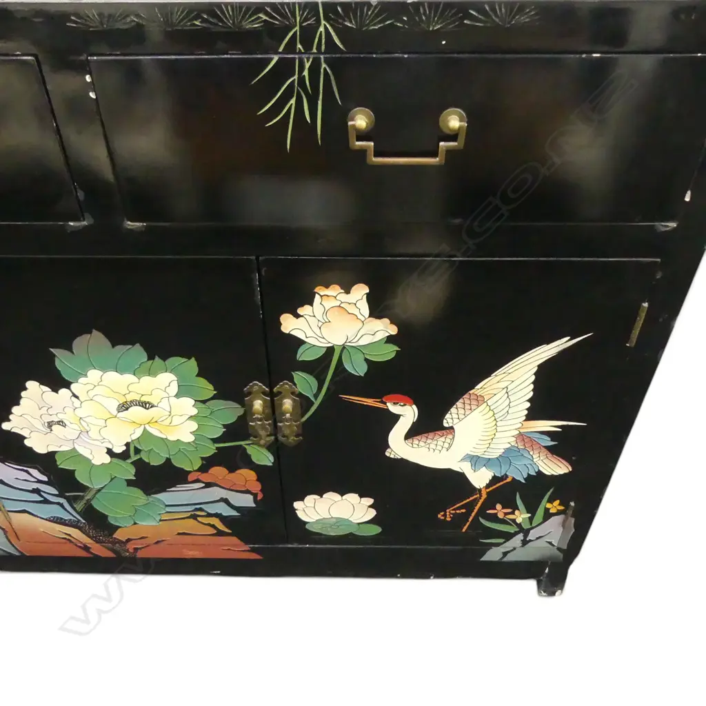 ORIENTAL CABINET 1060x445x1815mm Image 1++