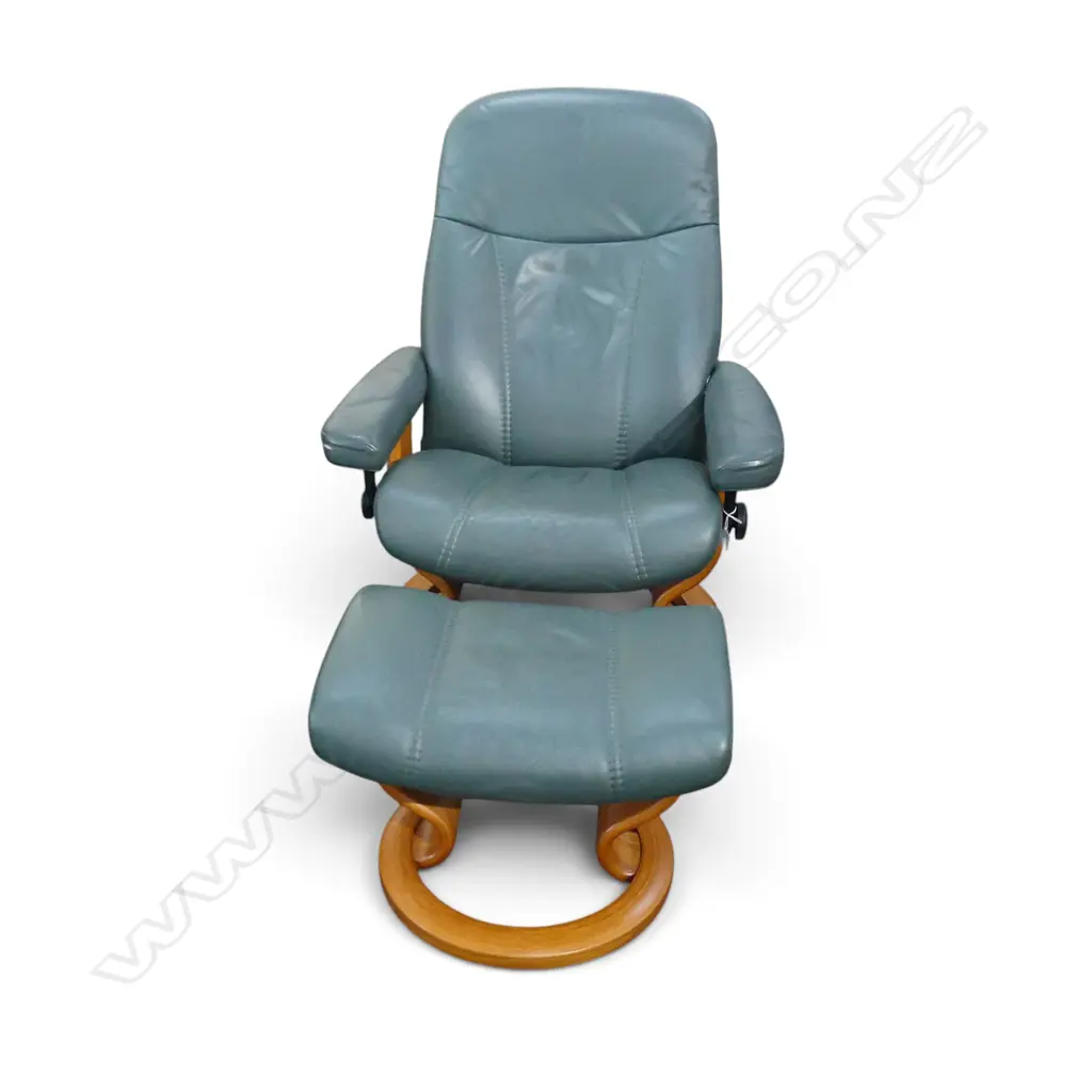 EKORNES NORWAY STRESSLESS GREEN LEATHER RECLINER & FOOTREST Image 1++