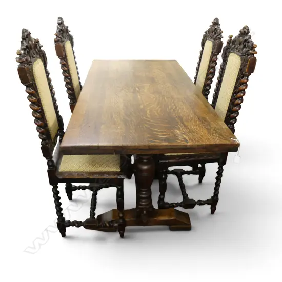 JACOBEAN STYLE OAK TABLE w. STRECHER BASE 1530x740x750mm & 4 CHAIRS