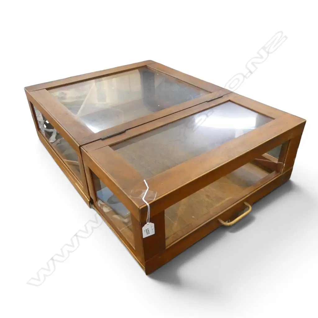 GLAZED CABINET 730x530x200mm FAULTS Image 1++