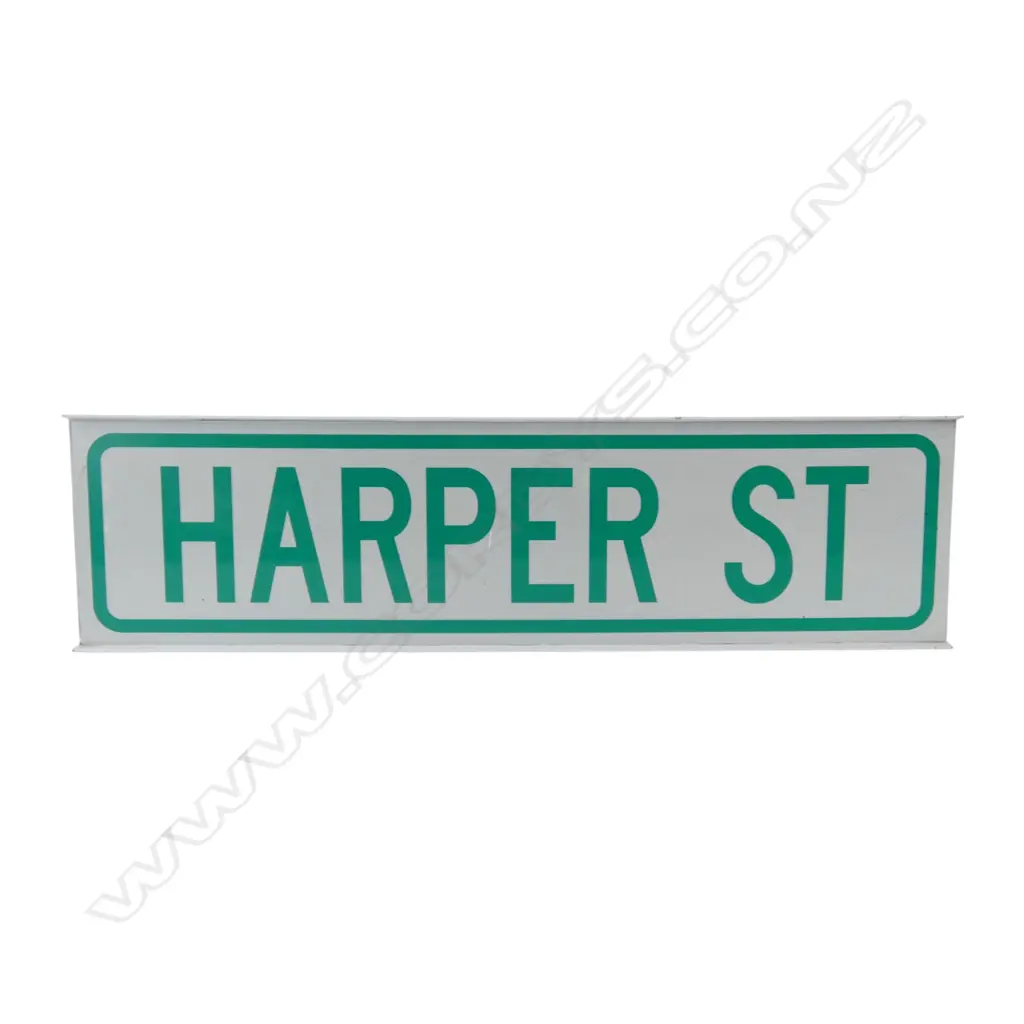 WELLINGTON STREET SIGN L.775mm Image 1++