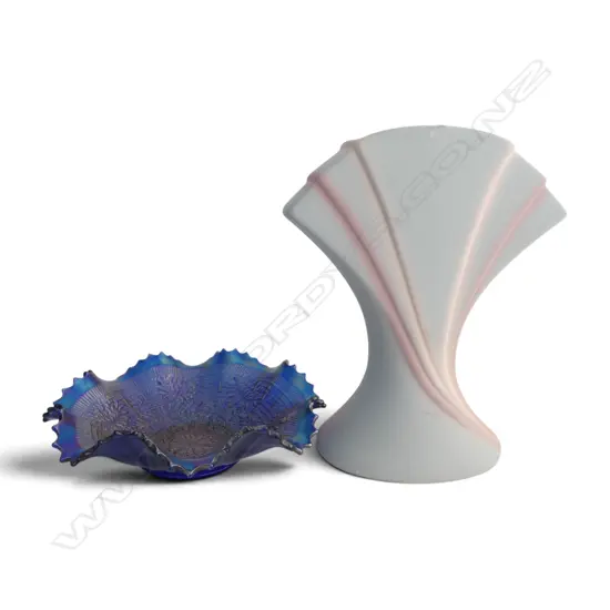 ARTE DECO FLAIRE VASE + CARNIVAL GLASS BOWL H.260mm