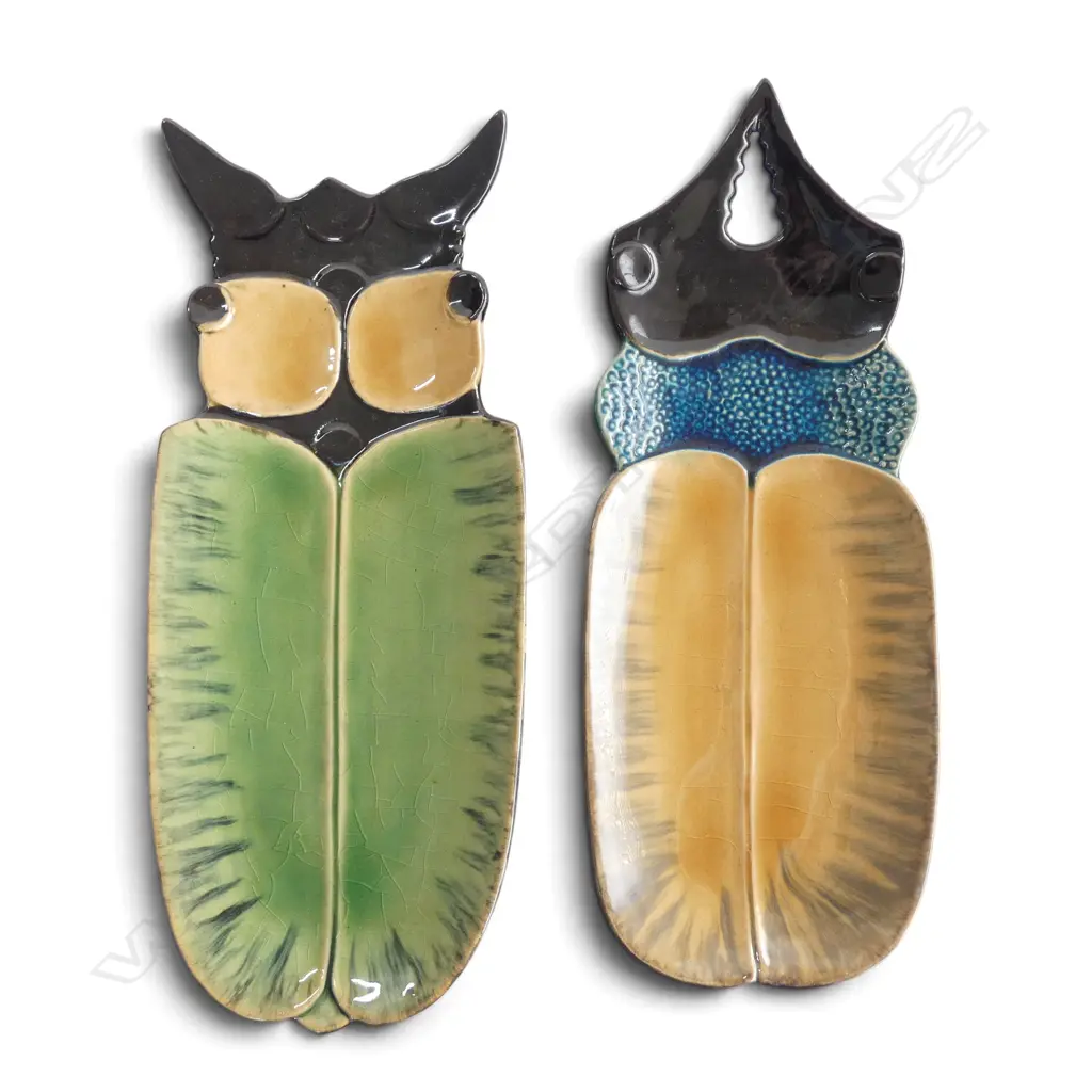 2 BEETLE DISHES L.380mm Image 1++