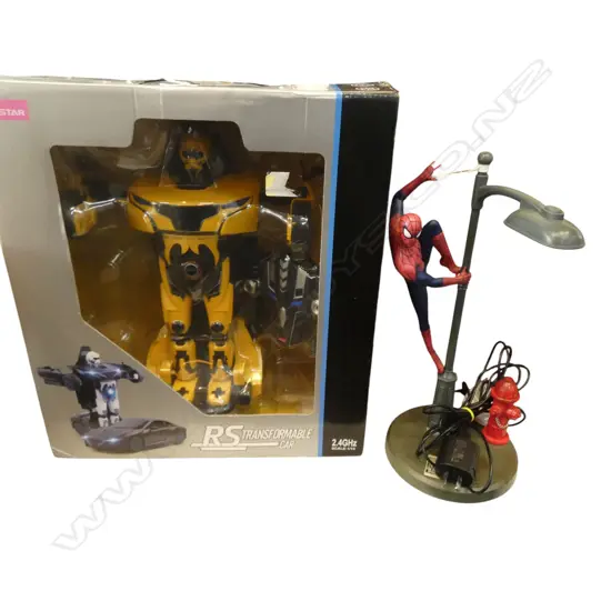 TRANSFORMER ROBOT W. BX + SPIDERMAN NIGHT LIGHT