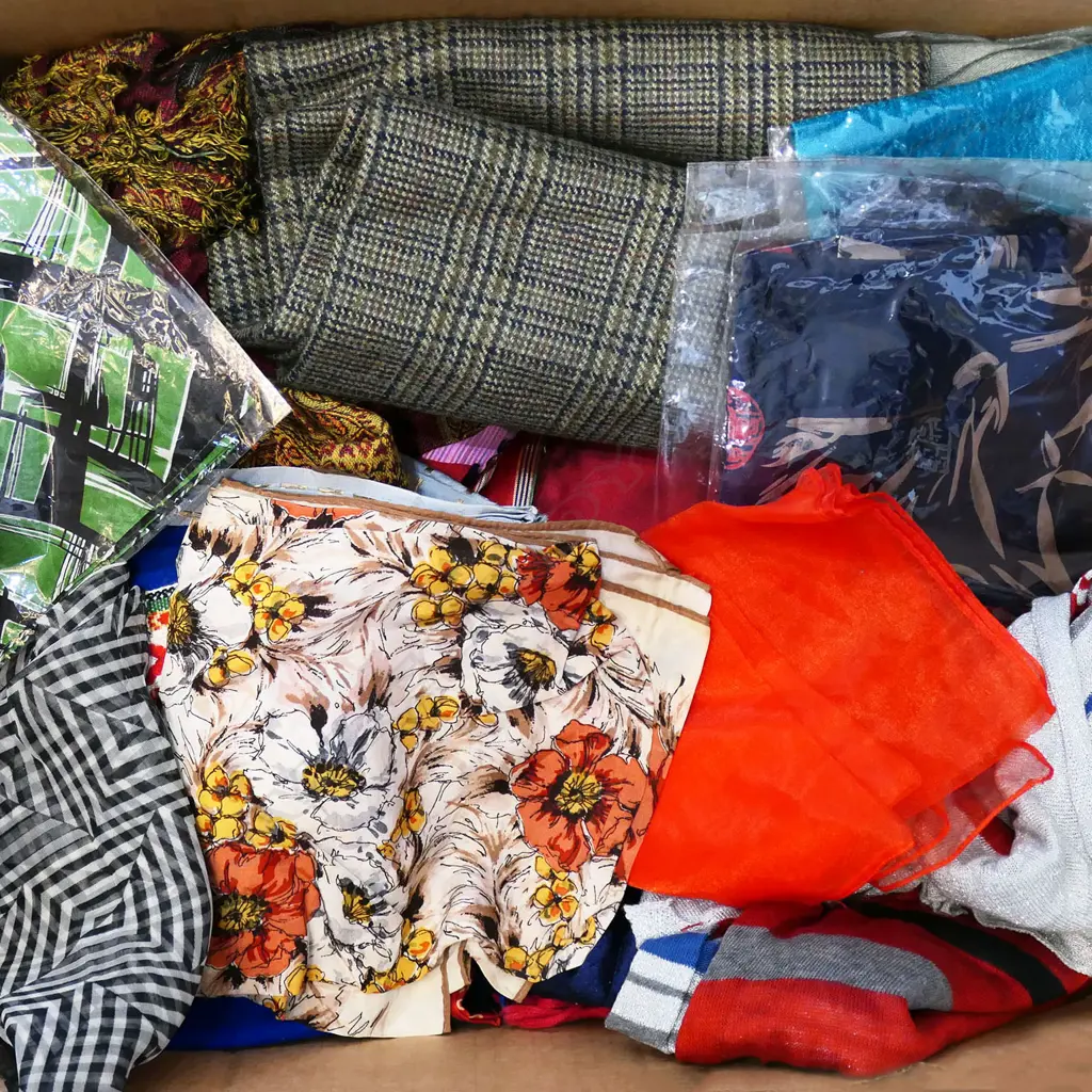 ASST. SCARVES ETC  Image 1++