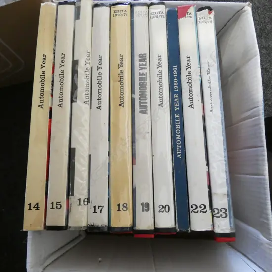 10 VOLS. 1960s/70s AUTOMOBILE YEAR
