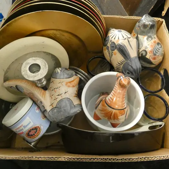 ASST. KITCHEN WARE; COPCO DISH, PLATES, MEXICAN POTTERY ANIMALS ETC
