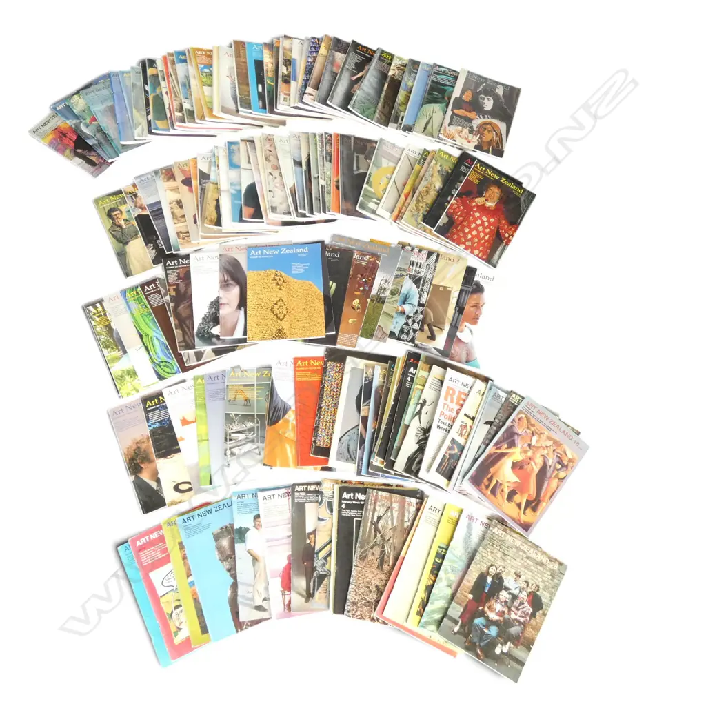VERY LG COLLECTION OF ART NEW ZEALAND MAGAZINES Image 1++