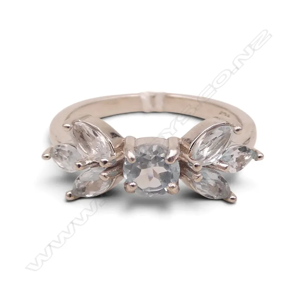 SILVER AQUAMARINE RING, SIZE P Image 1++
